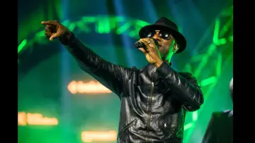 Задник к фильму "Aloe Blacc - Live at Baloise Session 2025" #1572650