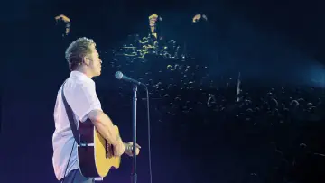 Задник к фильму "Simply Red - Home: Live in Sicily" #1364959