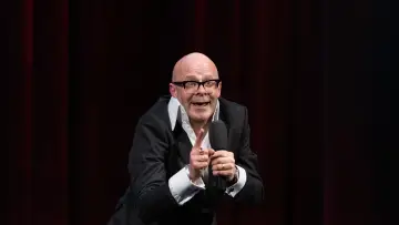 Задник к фильму "Harry Hill: New Bits & Greatest Hits" #1171669