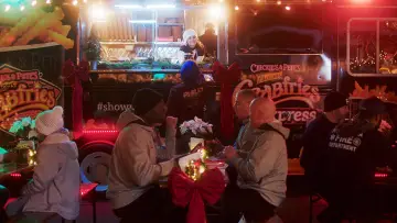 Задник к фильму "Finding Christmas" #927876