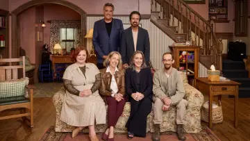 Задник к фильму "Everybody Loves Raymond: 30th Anniversary Reunion" #1569599
