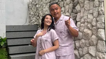 Задник к фильму "Tunggu Aku Sukses Nanti" #763585