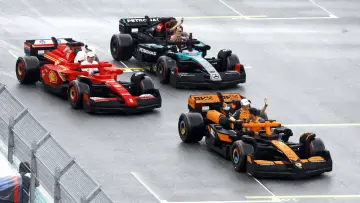 Задник к фильму "Bricks on Track: Building the LEGO F1 Drivers
