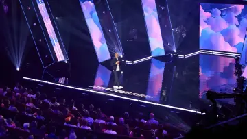 Задник к фильму "Juste pour Rire Montréal 2025" #1192550