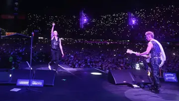 Задник к фильму "Depeche Mode - Memento Mori: Mexico City" #979281