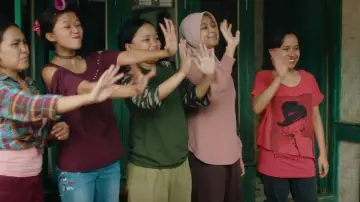 Задник к фильму "Agensi Rumah Tangga" #1649404