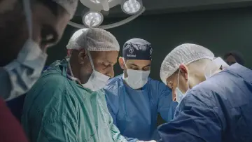 Задник к фильму "American Doctor" #544671