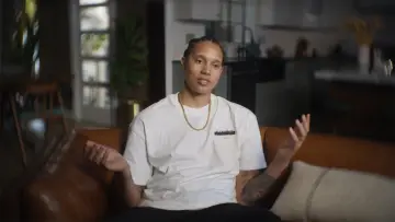 Задник к фильму "The Brittney Griner Story" #1139762