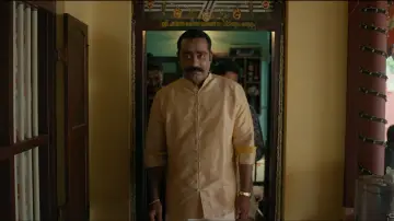 Задник к фильму "ധൂമകേതു" #1756797