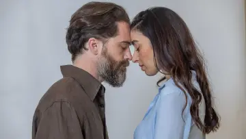 Задник к фильму "Небо и земля" #913751