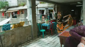 Задник к фильму "Semua Akan Baik-Baik Saja" #818140