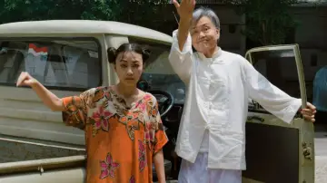 Задник к фильму "Semua Akan Baik-Baik Saja" #818201