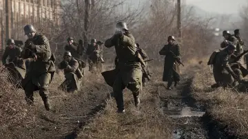 Задник к фильму "Отряд героев" #340288