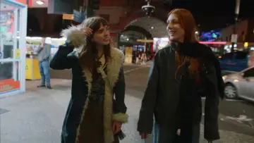 Задник к фильму "Girls and Boxes" #542609