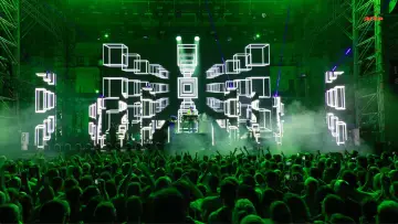 Задник к фильму "Jean-Michel Jarre - Live in Sevilla" #932276