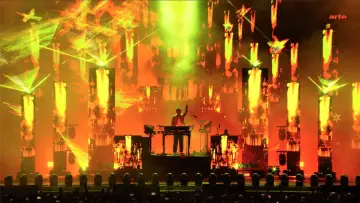 Задник к фильму "Jean-Michel Jarre - Live in Sevilla" #932286