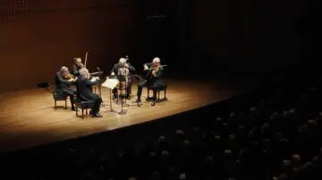 Задник к фильму "Four Rational People" #549014