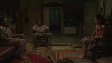 Задник к фильму "Ayah, Ini Arahnya Ke Mana, Ya?" #796716