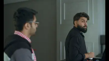 Задник к фильму "Apna Kya Lena Dena" #543677
