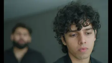 Задник к фильму "Apna Kya Lena Dena" #543679