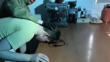 Задник к фильму "Break N