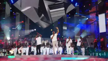 Задник к фильму "Le Grand Concert de la Francophonie célèbre Jean-Jaques Goldman" #782976