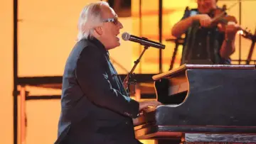 Задник к фильму "Le Grand Concert de la Francophonie célèbre Jean-Jaques Goldman" #782981