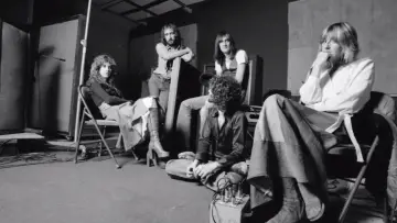 Задник к фильму "Fleetwood Mac: Fleetwood Mac" #1632927