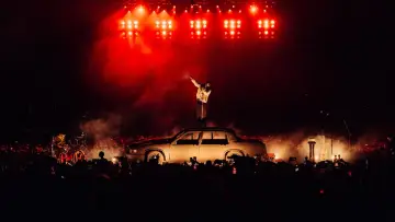 Задник к фильму "Twenty One Pilots: More Than We Ever Imagined" #767526