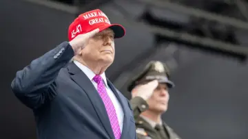Задник к фильму "Trumps Amerika - Macht, Wandel, Widerstand" #539978