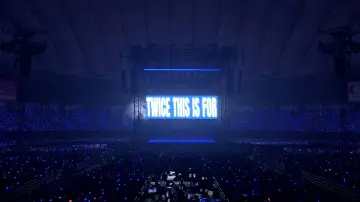 Задник к фильму "『TWICE THIS IS FOR WORLD TOUR IN JAPAN』" #1527345