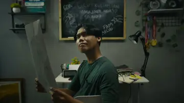 Задник к фильму "Berharap Dikenal Di Duniamu Yang Ramai" #559533
