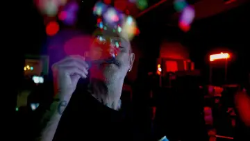 Задник к фильму "Douglas Gordon by Douglas Gordon" #539266