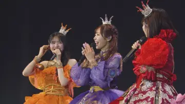 Задник к фильму "2nd LIVE FILM FRUITS ZIPPER JAPAN TOUR 2024 - AUTUMN THE STORY OF SEVEN COLORS" #876941