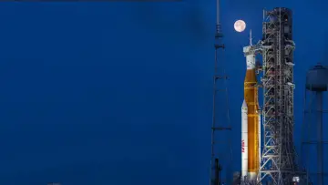 Задник к фильму "Artemis: To the Moon and Back" #836980