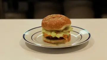 Задник к фильму "Hamburger Heaven" #960921
