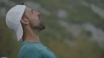 Задник к фильму "Novak Djokovic: The Wolf in Winter" #1151187
