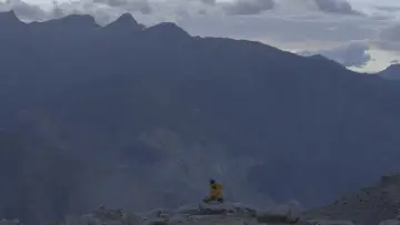Задник к фильму "REO: The Dangerous Peak" #832545