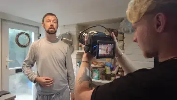 Задник к фильму "SUFFICIENT SIDE EFFECTS The Making Of Magenta House" #1210707