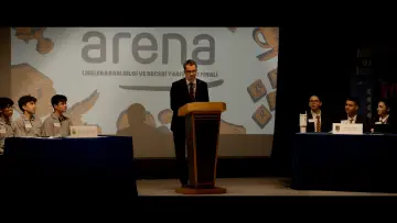Задник к фильму "Arena" #542956
