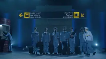 Задник к фильму "ביקור התזמורת: המחזמר" #554180