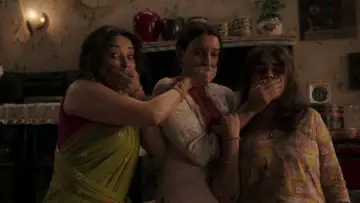 Задник к фильму "माँ बहन" #908961