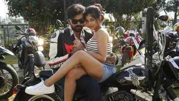 Задник к фильму "ஸ்வீட்டி நாட்டி கிரேசி" #1139376