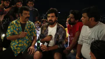 Задник к фильму "ஸ்வீட்டி நாட்டி கிரேசி" #1139390