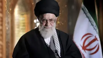 Задник к фильму "Iran, Israël et la bombe" #1140271