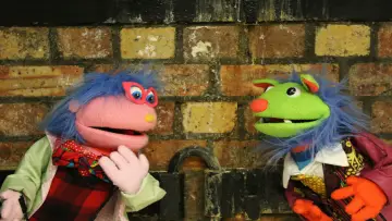 Задник к фильму "Puppet Love" #746004