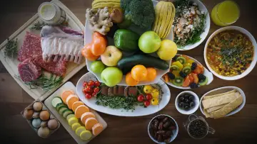 Задник к фильму "Breaking Big Food" #593729