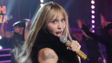 Задник к фильму "Hannah Montana 20th Anniversary Special" #795971