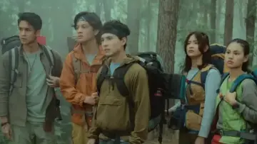 Задник к фильму "Petaka Gunung Welirang" #926723