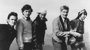 Задник к фильму "Live It Up: The Mental As Anything Story" #776853